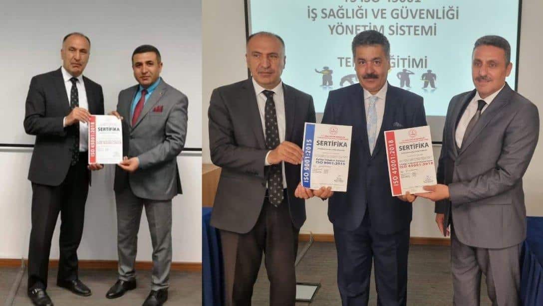 İzmir Karabağlar ve Seferihisar İlçe Millî Eğitim Müdürlüklerine TS ISO 45001:2018 ve TS EN ISO 9001:2015 Belgesi verildi.